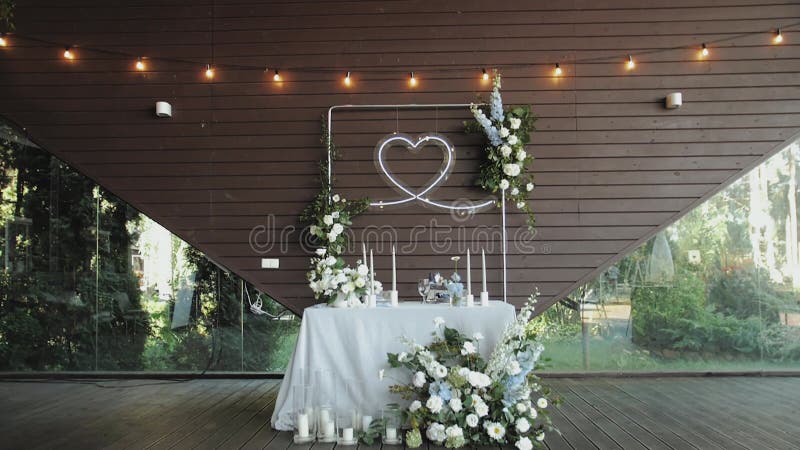 How to Use Cacti in Wedding Decor: Unique and Memorable Ideas