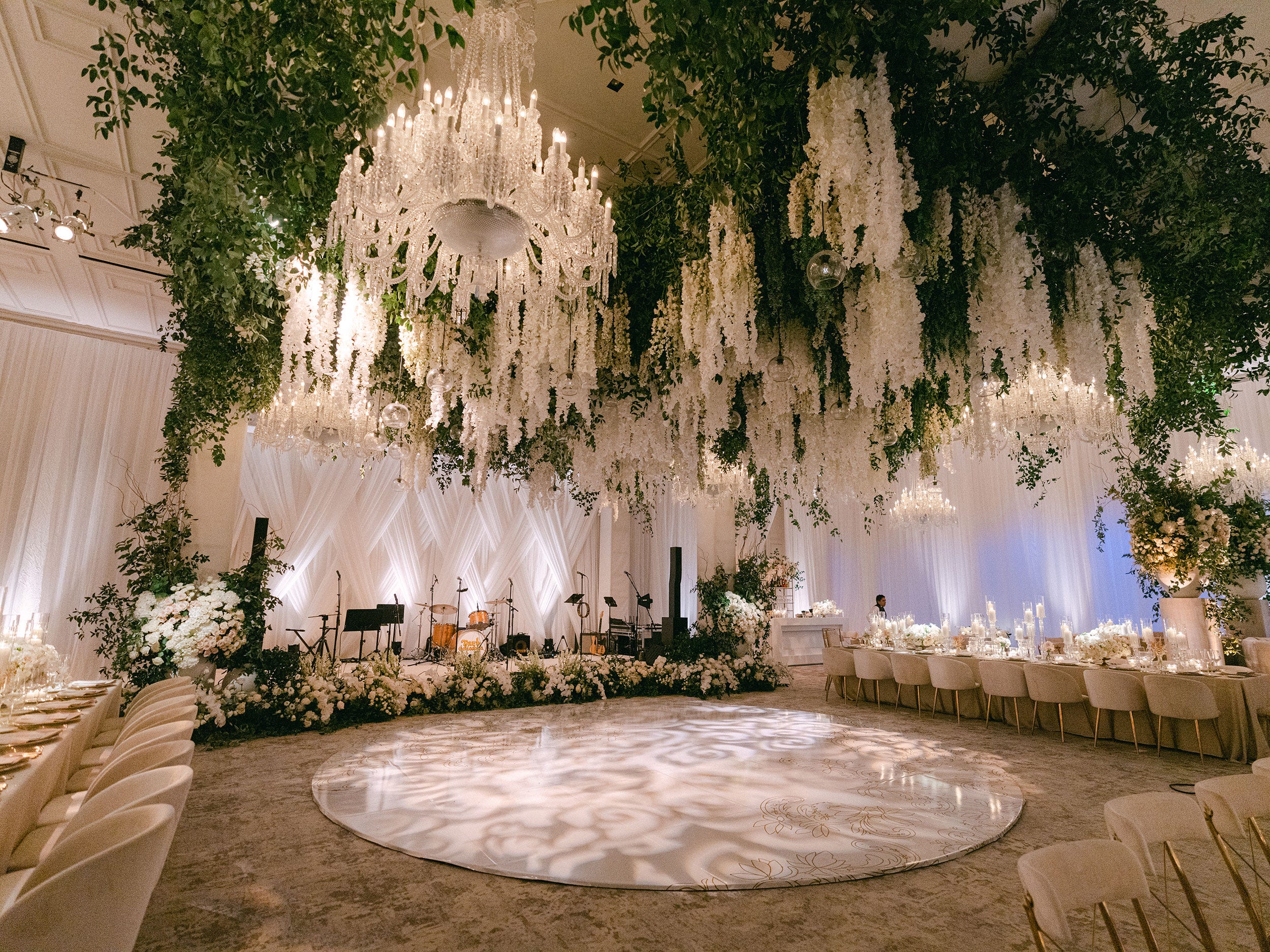 Cactus in Wedding Decor: Unique and Memorable Ideas